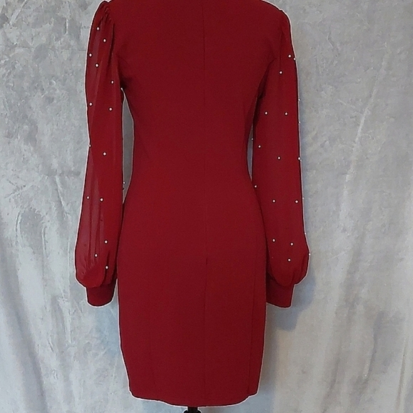 [Iris] Red Mini Dress with Imitation Pearl's  Size Medium Juniors - Picture 2 of 3